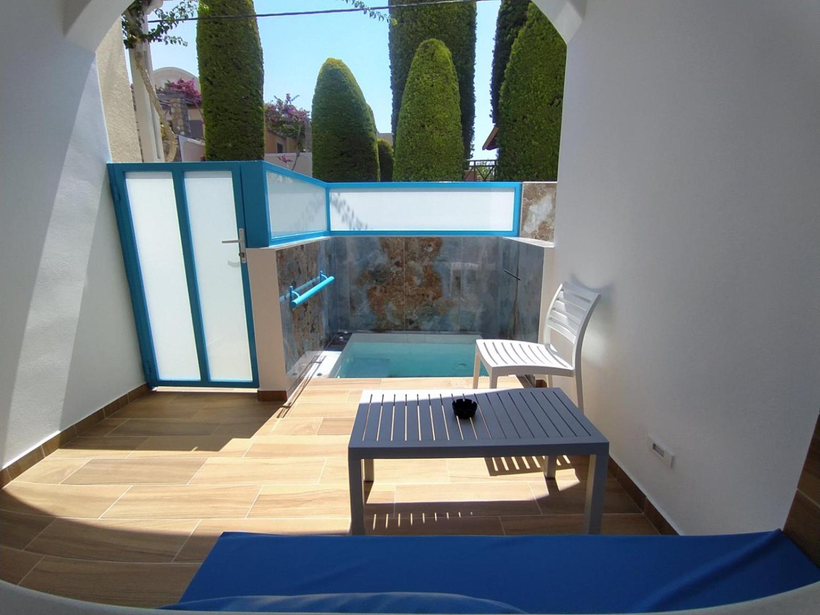 Chariot Apartments Santorini Kamári Rom bilde