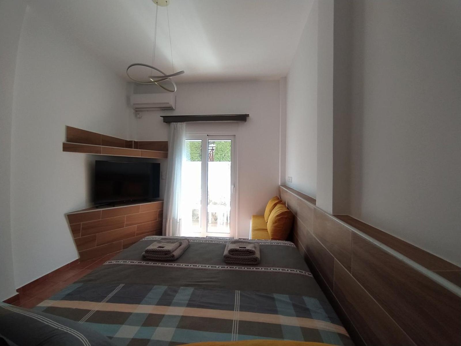 Chariot Apartments Santorini Kamári Rom bilde